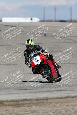 media/Feb-10-2024-TrackDaz (Sat) [[d83b097a69]]/B Group/120pm (Outside Grapevine)/